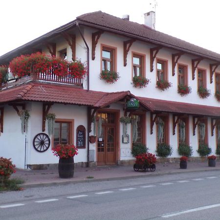 Penzion Restaurace U Helferu Libuň Eksteriør billede